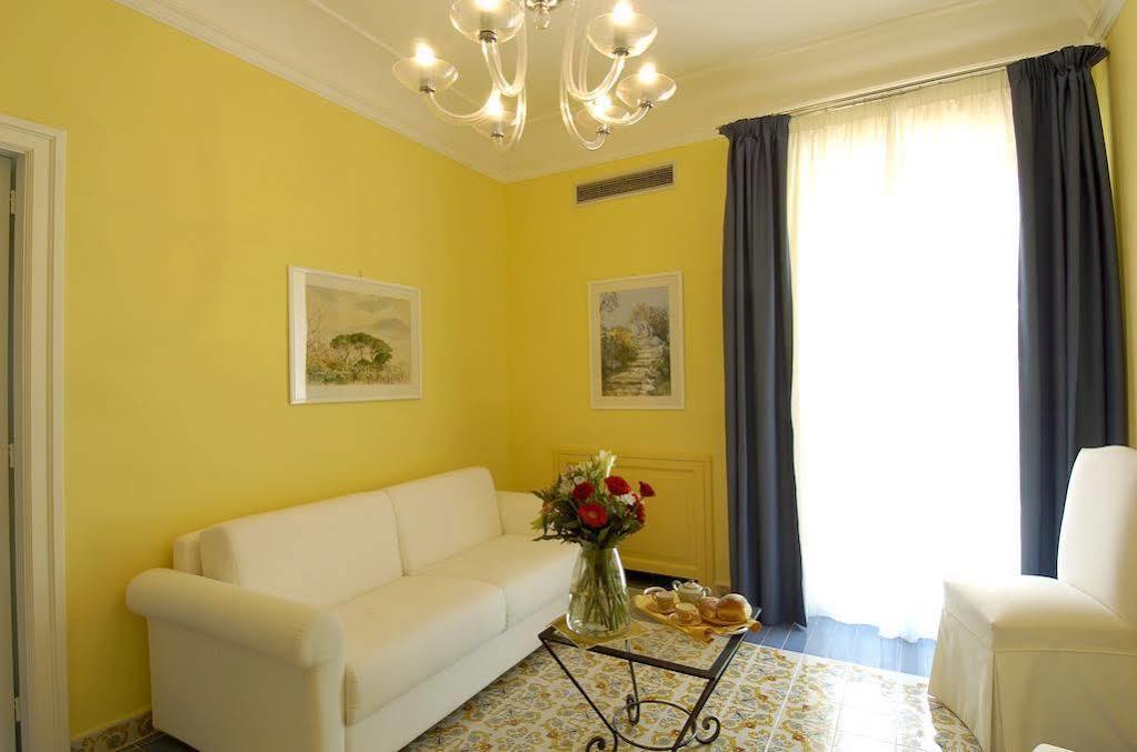 Villa Eliana Sorrento Esterno foto